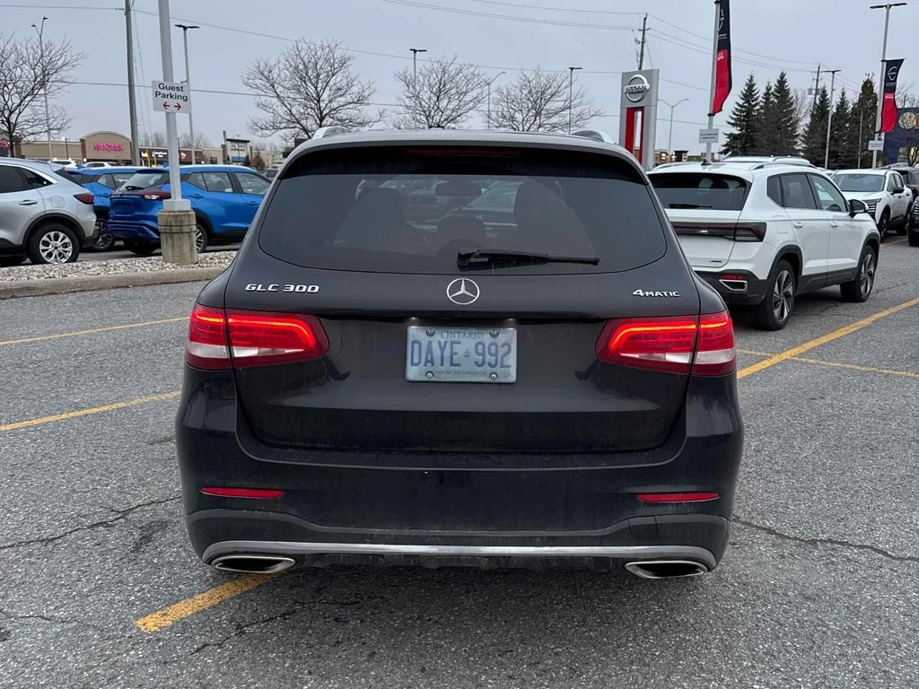 Mercedes-Benz GLC 300 * CARFAX * БЕЗ ПЪРВОНАЧАЛНА ВНОСКА - изображение 4