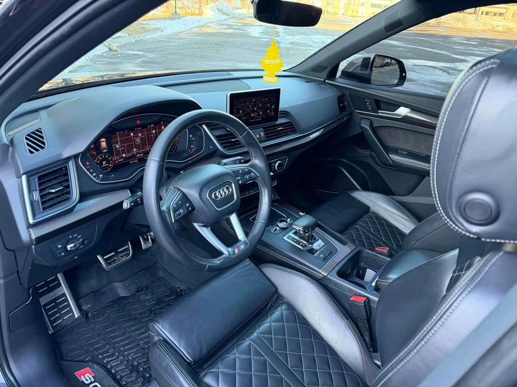 Audi SQ5 2018 TECHNIK QUATTRO * АМБИЕНТНО* ДИСТРОНИК * 360* - изображение 9