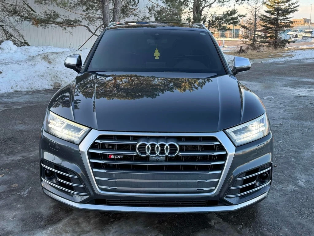 Audi SQ5 2018 TECHNIK QUATTRO * АМБИЕНТНО* ДИСТРОНИК * 360* - изображение 2