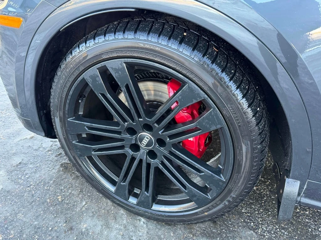 Audi SQ5 2018 TECHNIK QUATTRO * АМБИЕНТНО* ДИСТРОНИК * 360* - изображение 8