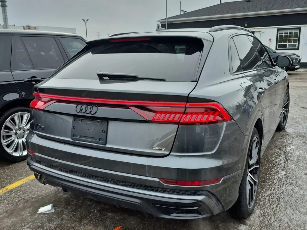 Audi Q8 * TECHNIK * CARFAX * БЕЗ ПЪРВОНАЧАЛНА ВНОСКА - изображение 3