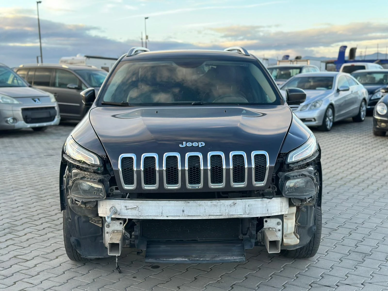 Jeep Compass / 2.2D / 200HP / 4X4 / LIMITED / �� ���� /  | Mobile.bg � ����������� 8