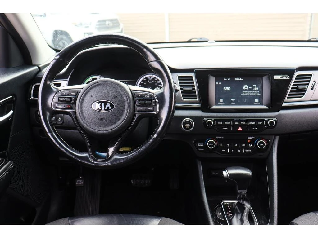 Kia Niro EX Premium | Hybrid | CarPlay | Roof | BSM | Tints | Mobile.bg � ����������� 9