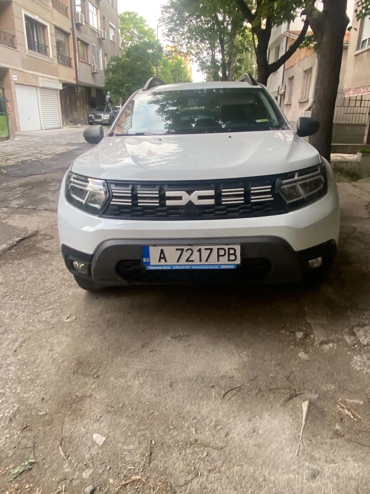 Dacia Duster, снимка 16 - Автомобили и джипове - 54196193