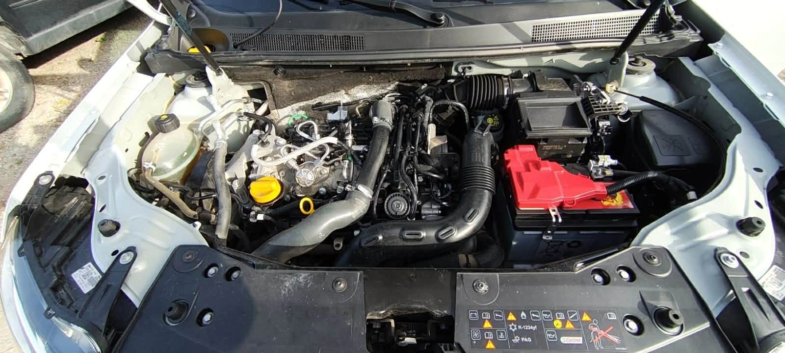 Dacia Duster, снимка 17 - Автомобили и джипове - 54196193