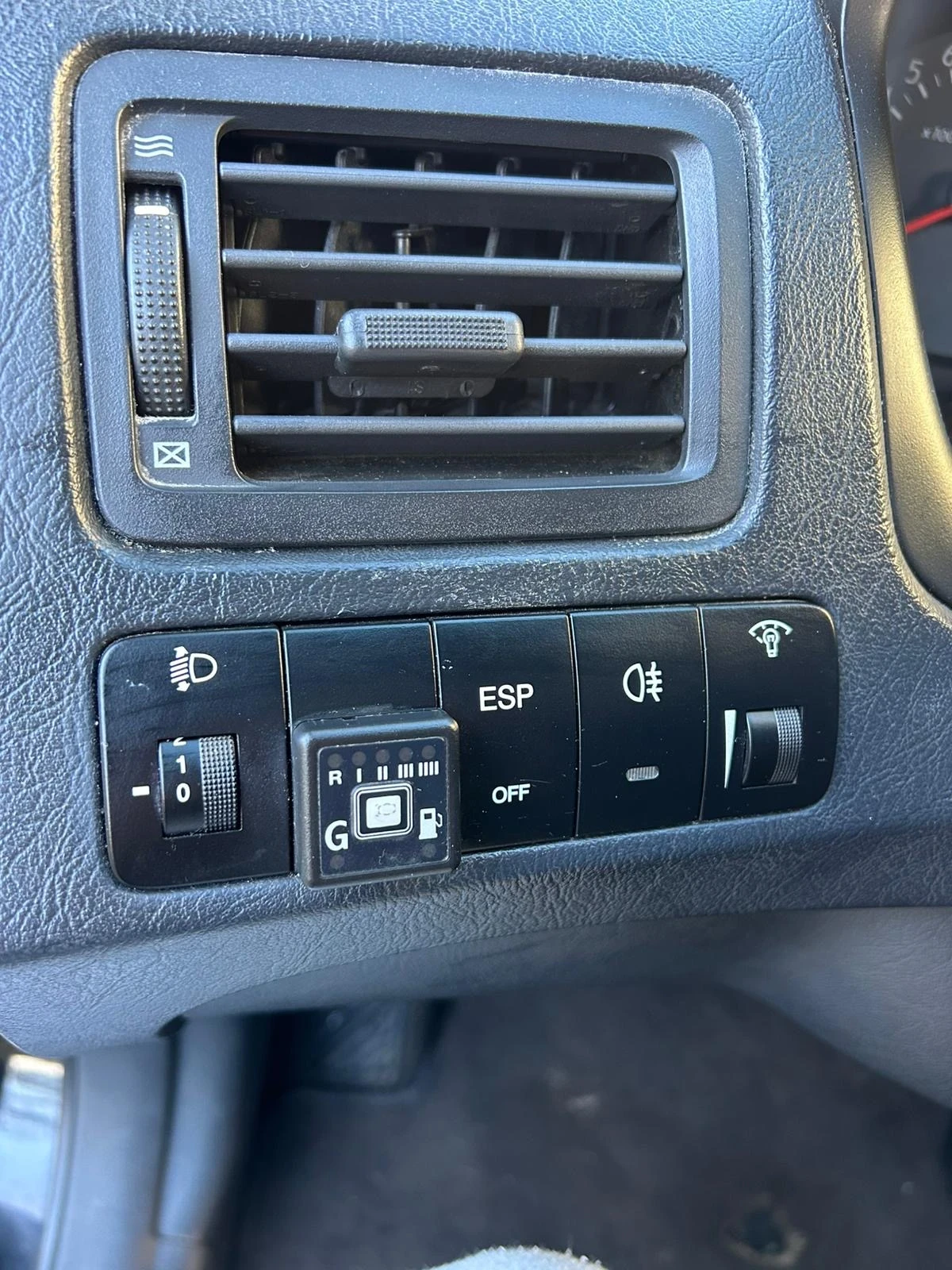 Hyundai Tucson 2.0 газ/бензин, снимка 13 - Автомобили и джипове - 54221448