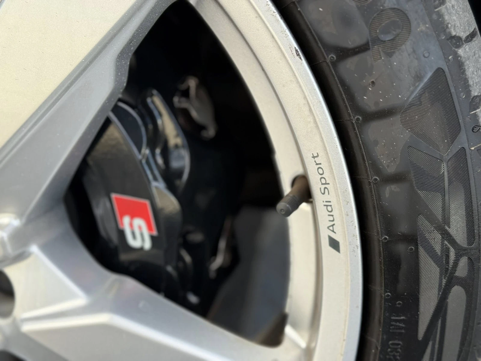 Audi SQ5 Audi Sport FULL CH, снимка 16 - Автомобили и джипове - 54532000