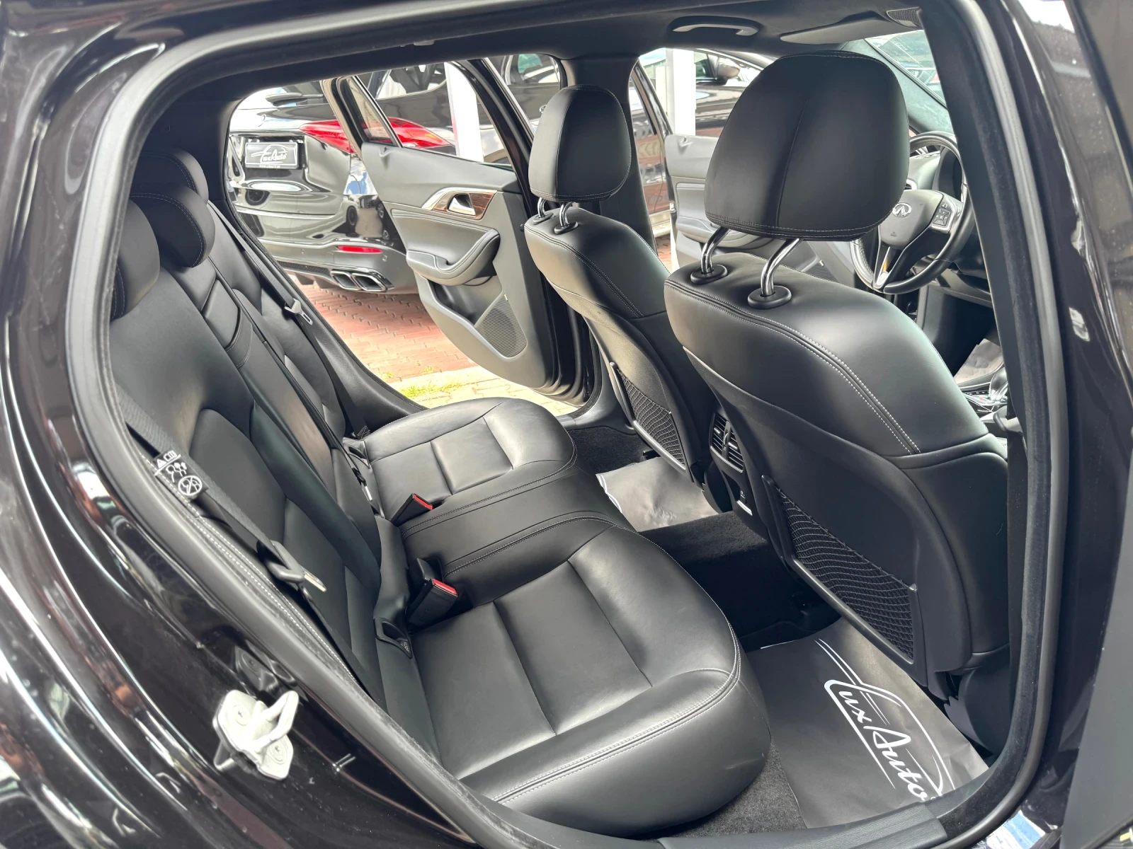Infiniti Q30 S#PANORAMA#ALCANTARA#360* CAM#DISTR#KEYLESS#100TKM | Mobile.bg � ����������� 14