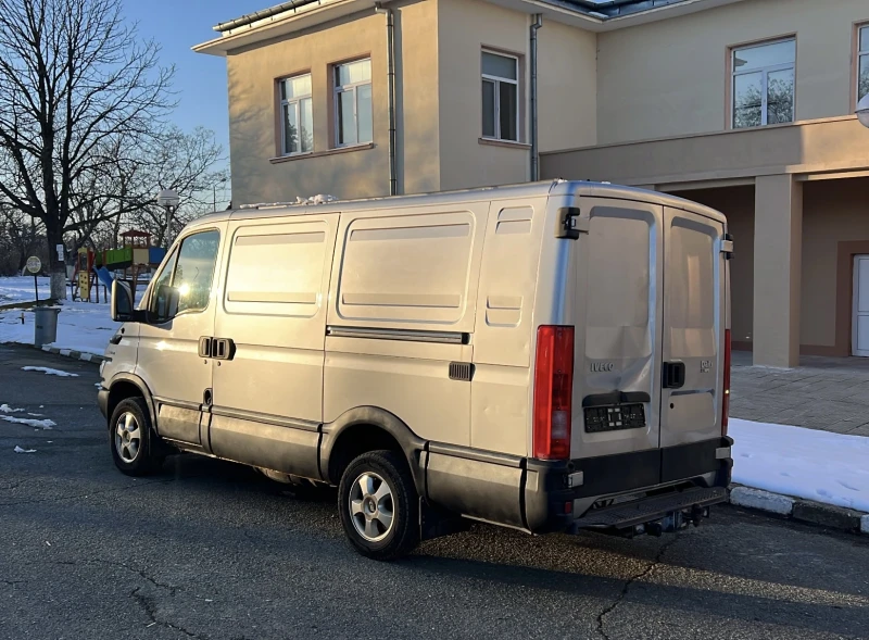 Iveco Daily 2.3, снимка 4 - Бусове и автобуси - 49237143