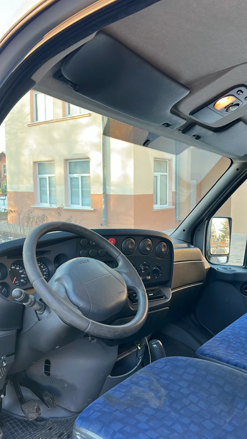 Iveco Daily 2.3, снимка 11 - Бусове и автобуси - 49237143