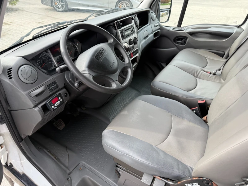 Iveco Daily 50C14 3.5т. 4.20м. Хладилен + Климатроник, снимка 13 - Бусове и автобуси - 49490883