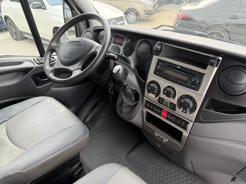 Iveco Daily 50C14 3.5т. 4.20м. Хладилен + Климатроник, снимка 12 - Бусове и автобуси - 49490883