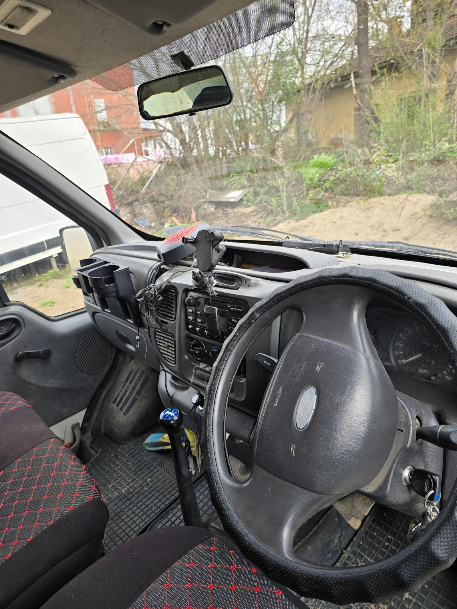 Ford Transit  - изображение 8