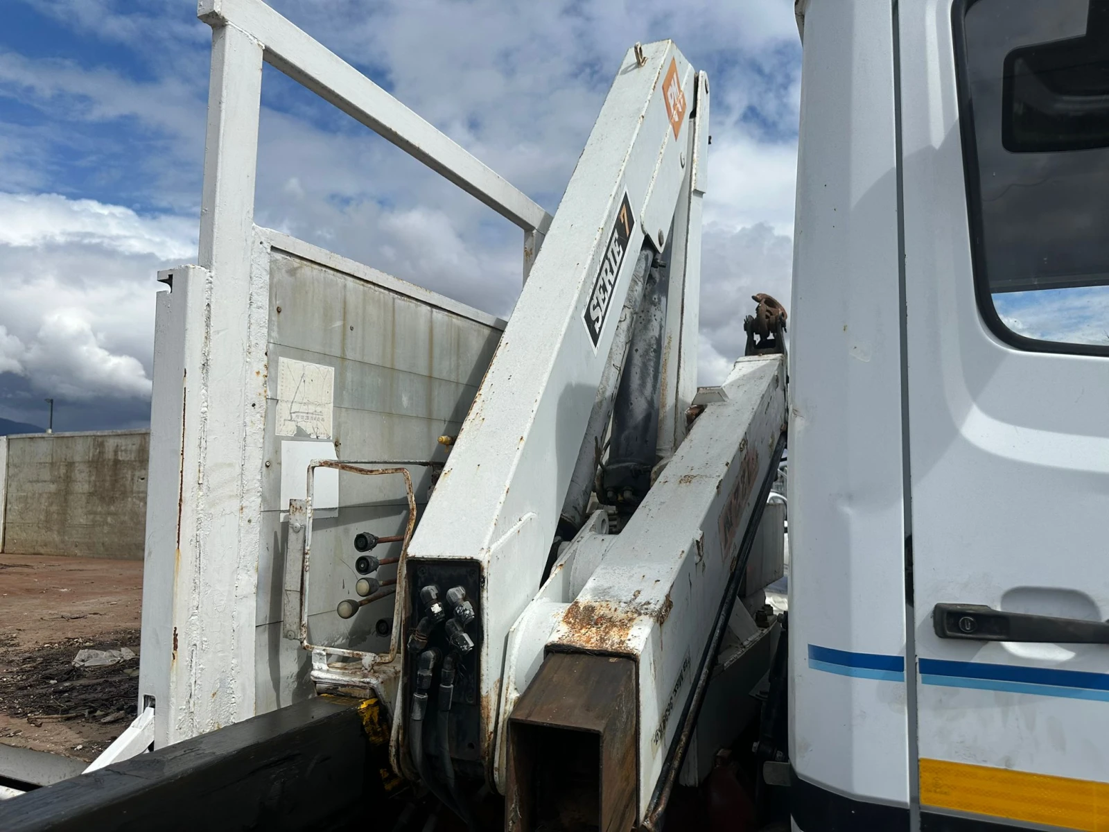 Mercedes-Benz 1517 / ���������� �������� � ���� / ��� ����� / | Mobile.bg � ����������� 16