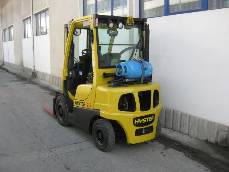 Мотокар Hyster H2.5FT, снимка 4 - Индустриална техника - 40373280