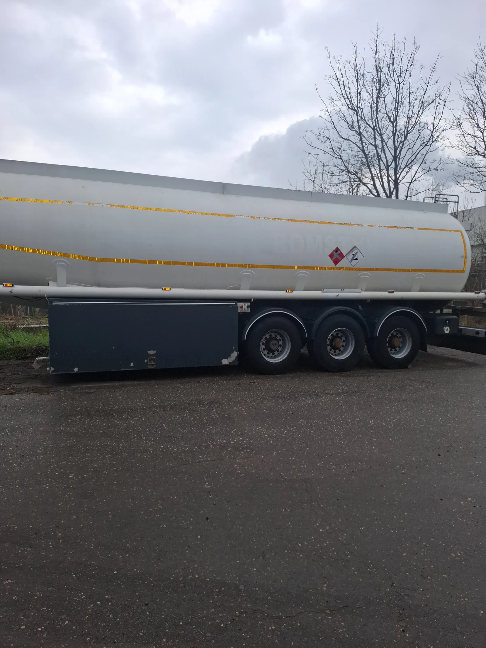 За камион LAG, снимка 4 - Ремаркета - 54088163