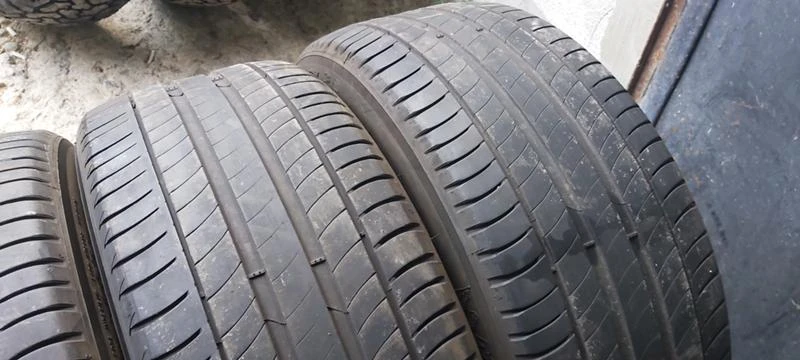 Гуми Летни 245/45R19, снимка 3 - Гуми и джанти - 33849628