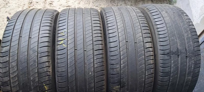 Гуми Летни 245/45R19, снимка 1 - Гуми и джанти - 33849628