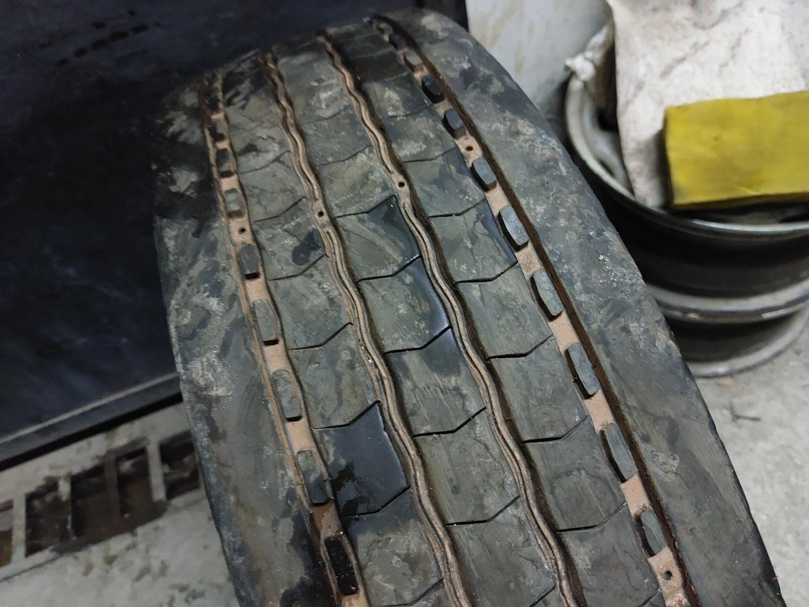  205/75R17.5 | Mobile.bg   2