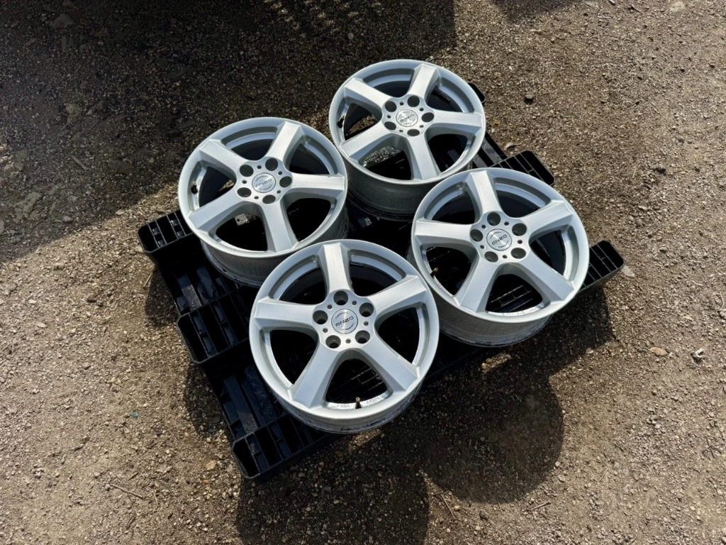 Джанти за Hyundai I30, снимка 3 - Гуми и джанти - 54573727