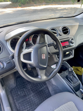 Seat Ibiza 1.6 105к.с. ГИ, снимка 12 - Автомобили и джипове - 45390111