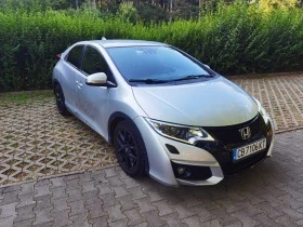 Honda Civic Black Edition, бартер за по евтин автомобил , снимка 2