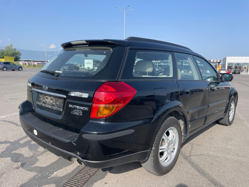 Subaru Outback H6+ Xenon+ Панорама+ ГАЗ+ Регитрация, снимка 3 - Автомобили и джипове - 46373121