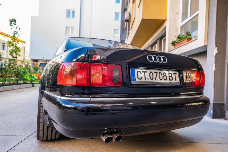 Audi S8 Facelift, снимка 4 - Автомобили и джипове - 47500463