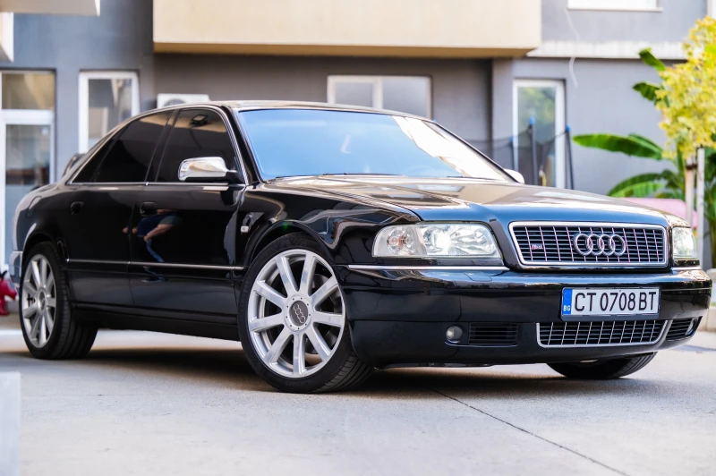 Audi S8 Facelift, снимка 2 - Автомобили и джипове - 47500463