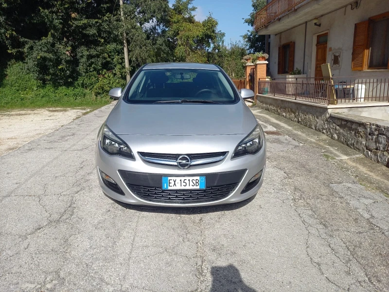 Opel Astra 1.7 CDI, снимка 2 - Автомобили и джипове - 48342049