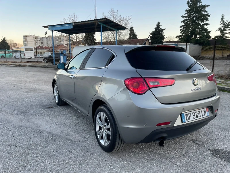 Alfa Romeo Giulietta, снимка 6 - Автомобили и джипове - 48409034