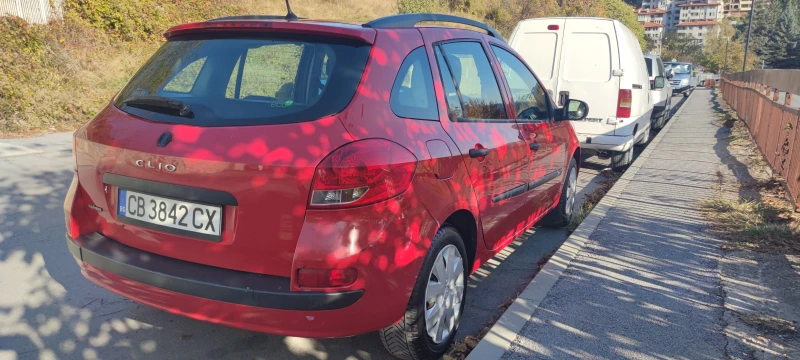 Renault Clio, снимка 3 - Автомобили и джипове - 48871221