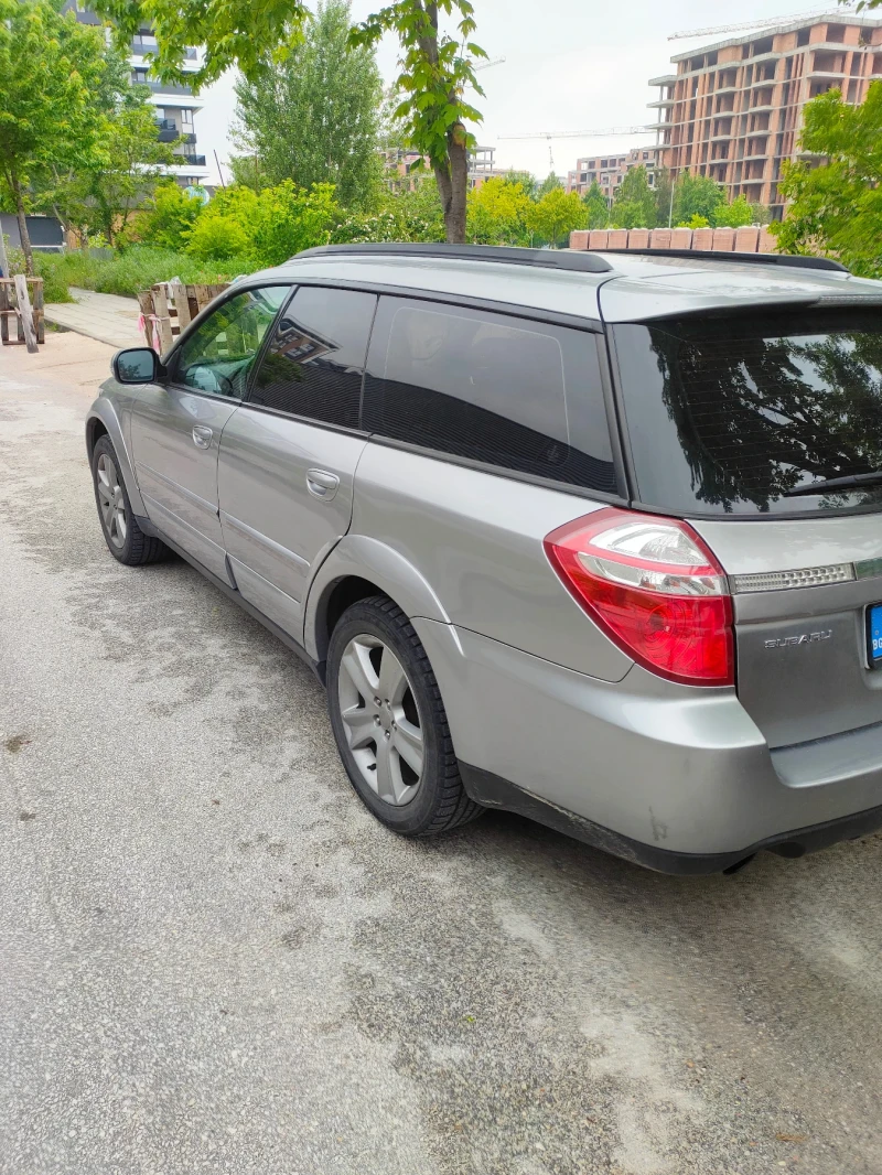 Subaru Outback 2.5 BI-Fuel Фабрична Газ 173 к.с., снимка 11 - Автомобили и джипове - 49212972