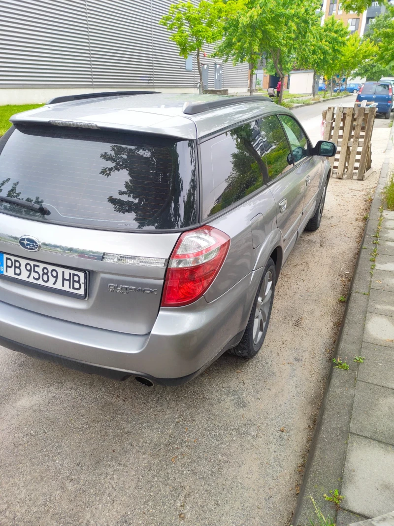 Subaru Outback 2.5 BI-Fuel Фабрична Газ 173 к.с., снимка 13 - Автомобили и джипове - 49212972