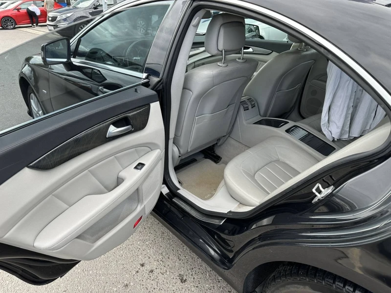Mercedes-Benz CLS 350, снимка 7 - Автомобили и джипове - 52526593