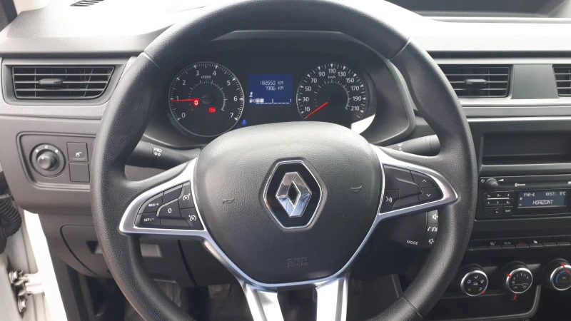 Renault Express 1.5 DCI 75к.с. 6 скорости, снимка 8 - Автомобили и джипове - 52537561