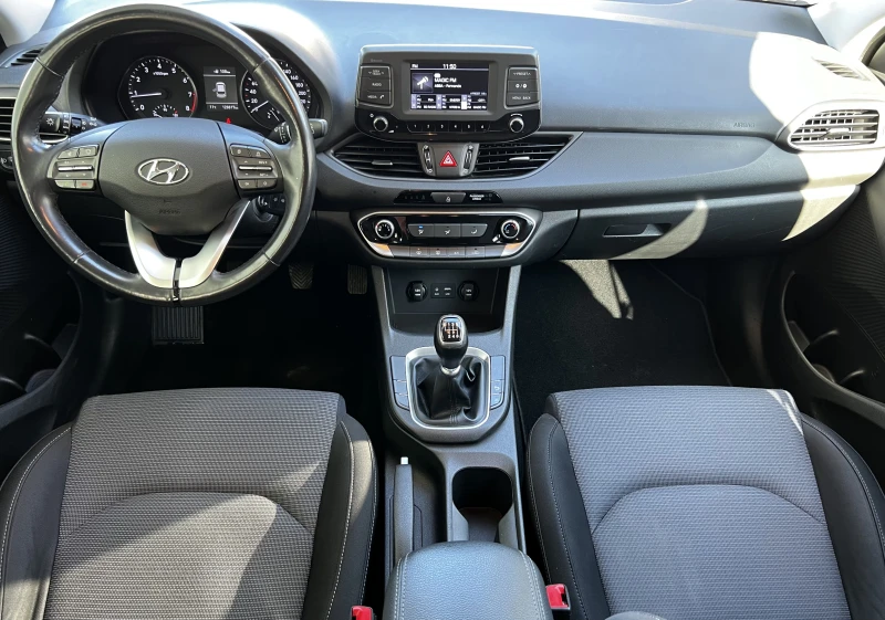 Hyundai I30 Select, снимка 9 - Автомобили и джипове - 52710997