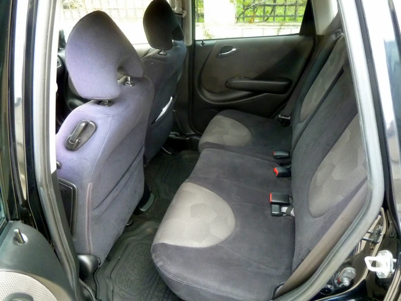 Honda Jazz, снимка 9 - Автомобили и джипове - 53292342