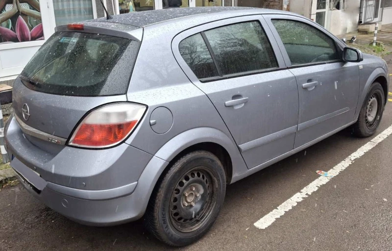 Opel Astra H, снимка 14 - Автомобили и джипове - 53366977