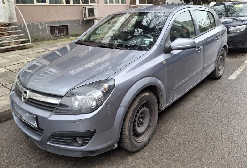 Opel Astra H, снимка 3 - Автомобили и джипове - 53366977