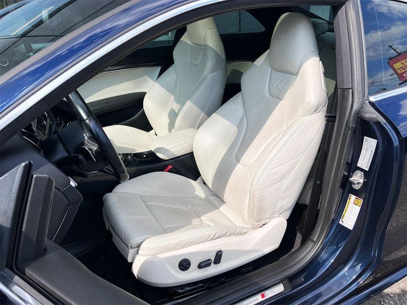 Audi S5 4.2* quattro* Coupe* Автокредит* (Цена до БГ), снимка 11 - Автомобили и джипове - 53434422