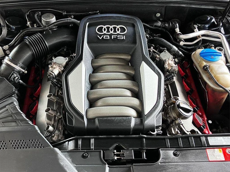 Audi S5 4.2* quattro* Coupe* Автокредит* (Цена до БГ), снимка 15 - Автомобили и джипове - 53434422