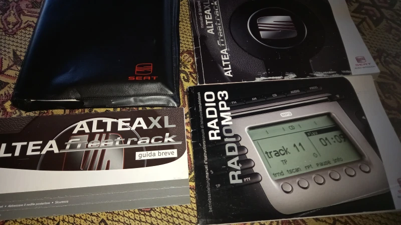 Seat Altea XL, снимка 16 - Автомобили и джипове - 53500276