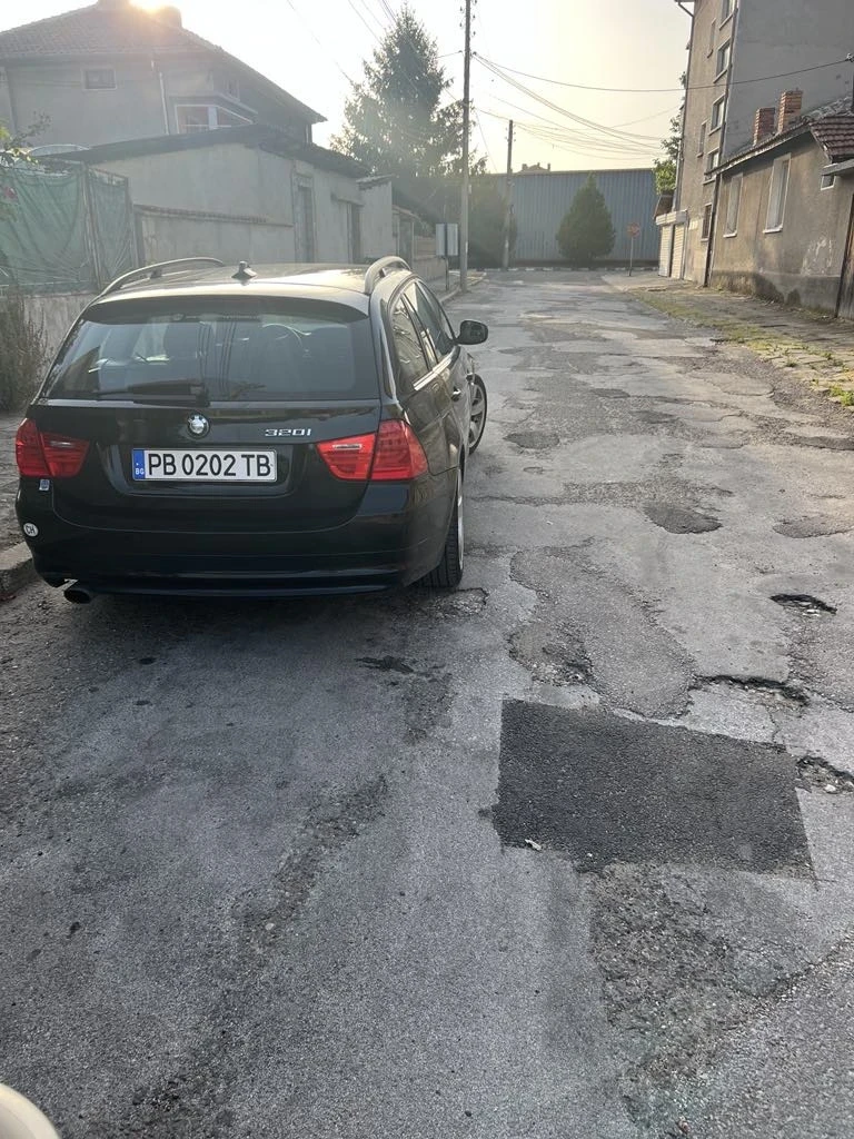 BMW 320 FACE, NAVI, снимка 5 - Автомобили и джипове - 47527913