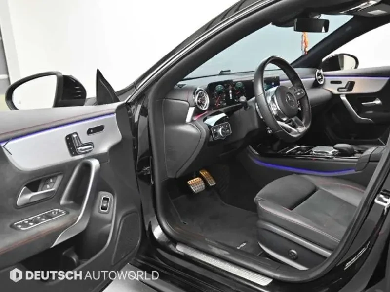 Mercedes-Benz CLA 250 4MATIC, снимка 11 - Автомобили и джипове - 54945780