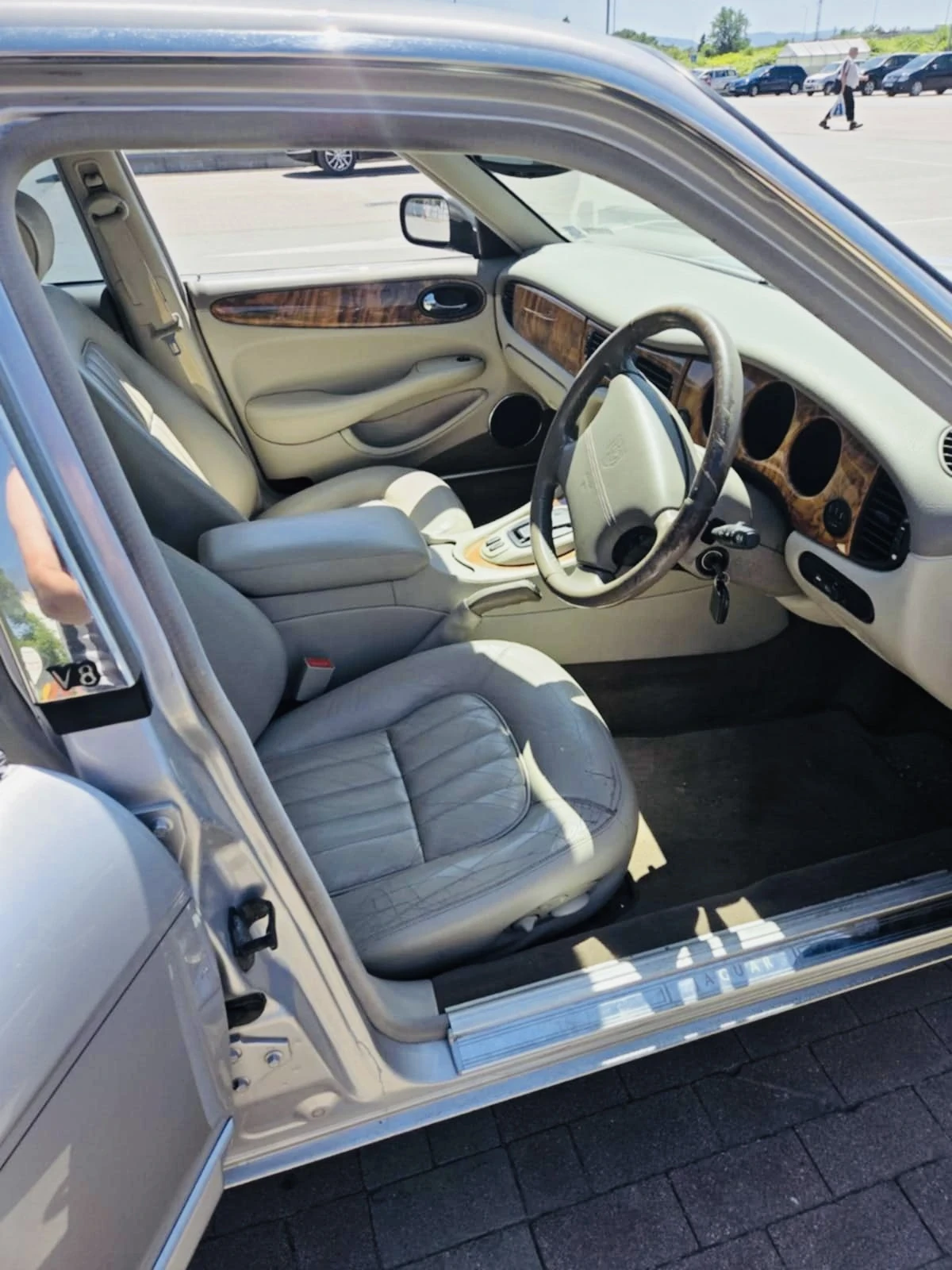Jaguar Xj  - изображение 4