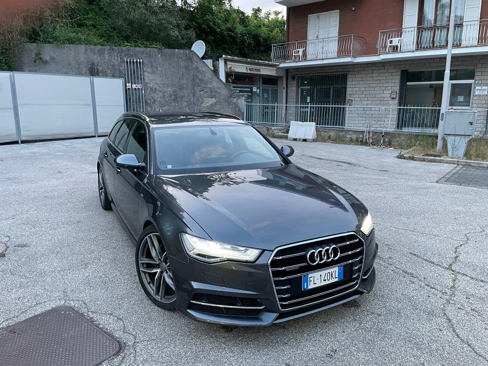 Audi A6 Sline  - изображение 2