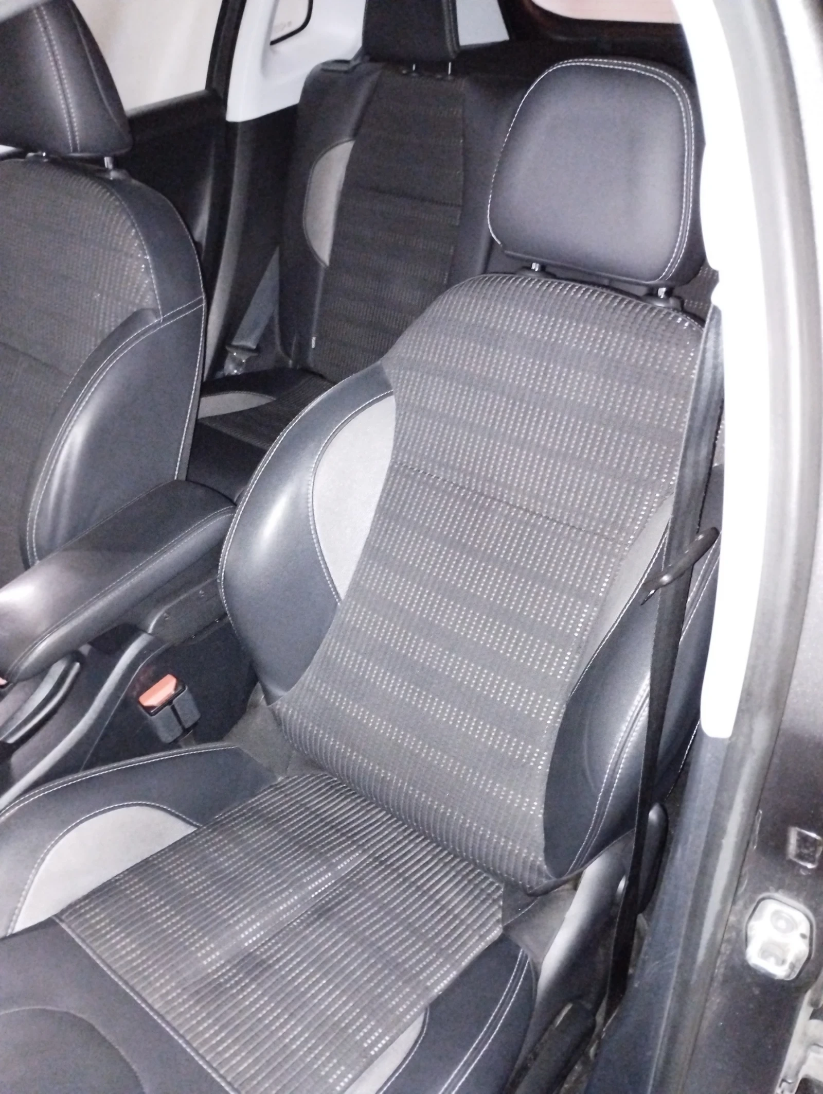 Peugeot 2008 1.6 Blue hdi allure   | Mobile.bg   11