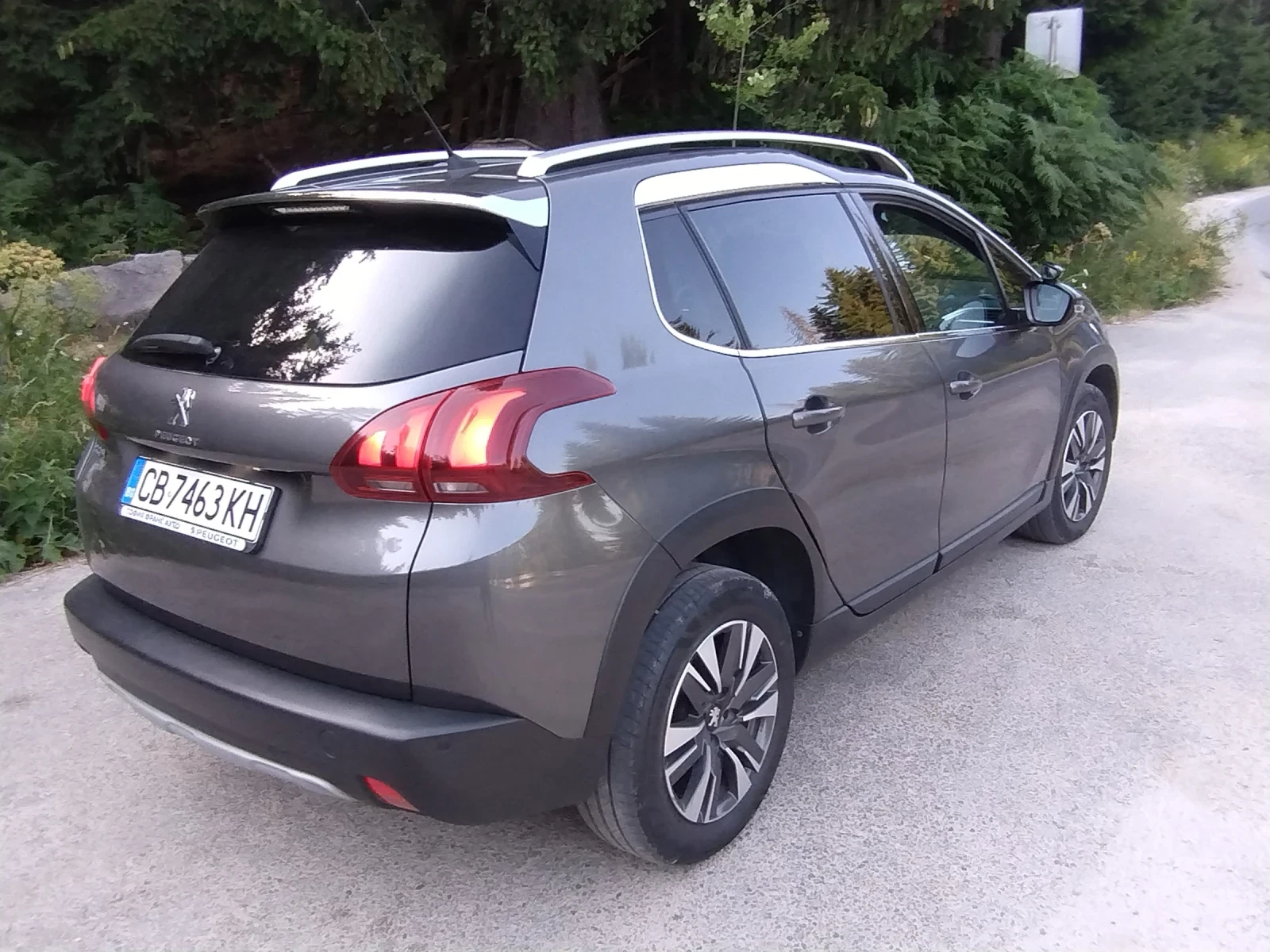 Peugeot 2008 1.6 Blue hdi allure от БГ - изображение 5