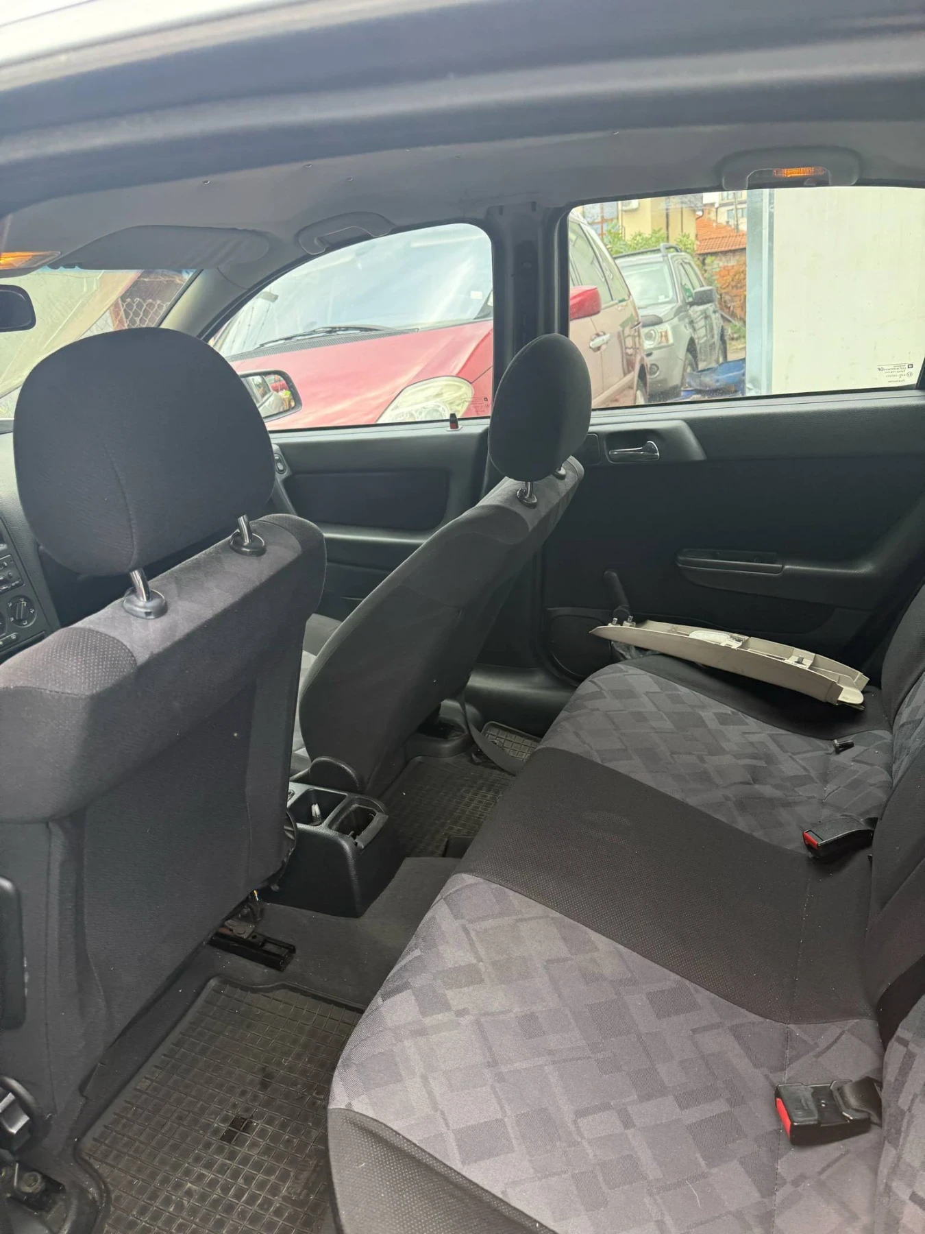 Opel Astra 1.8 АВТОМАТИК - изображение 5